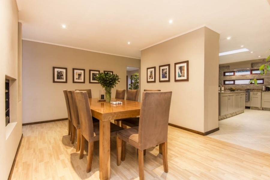 4 Bedroom Property for Sale in Atholl Gauteng