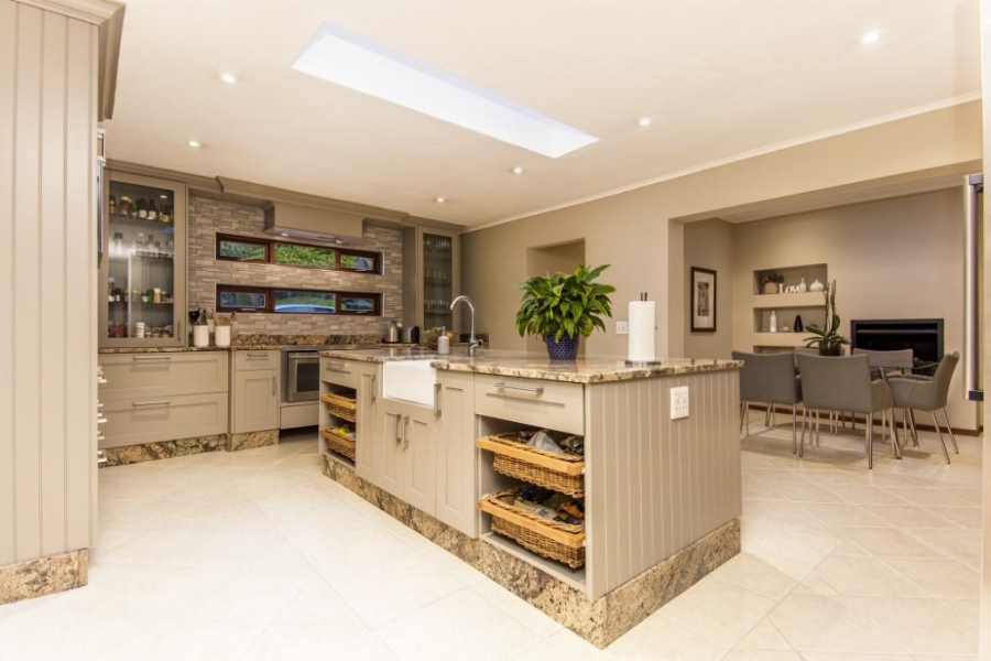 4 Bedroom Property for Sale in Atholl Gauteng