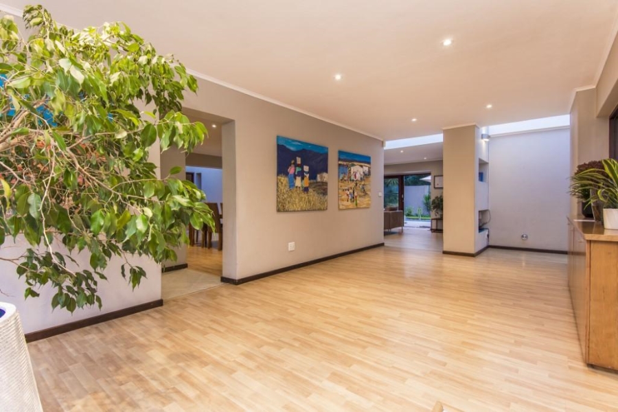 4 Bedroom Property for Sale in Atholl Gauteng