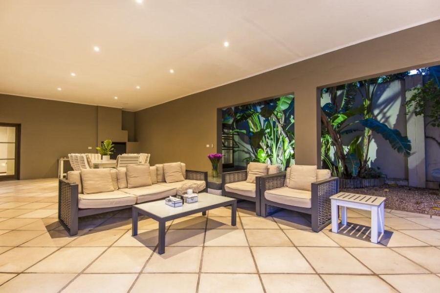 4 Bedroom Property for Sale in Atholl Gauteng