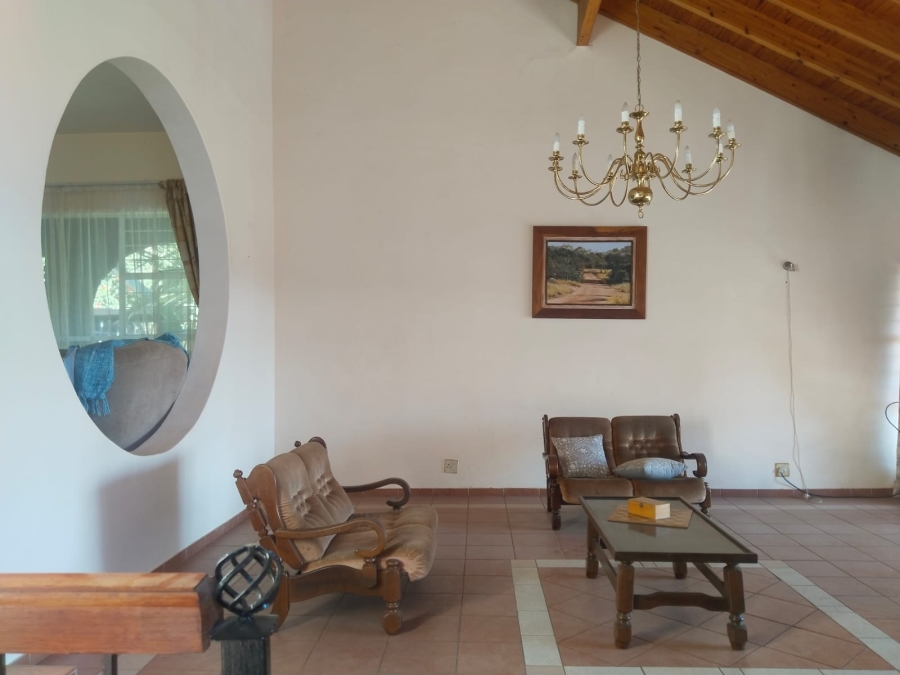 6 Bedroom Property for Sale in Florauna Gauteng