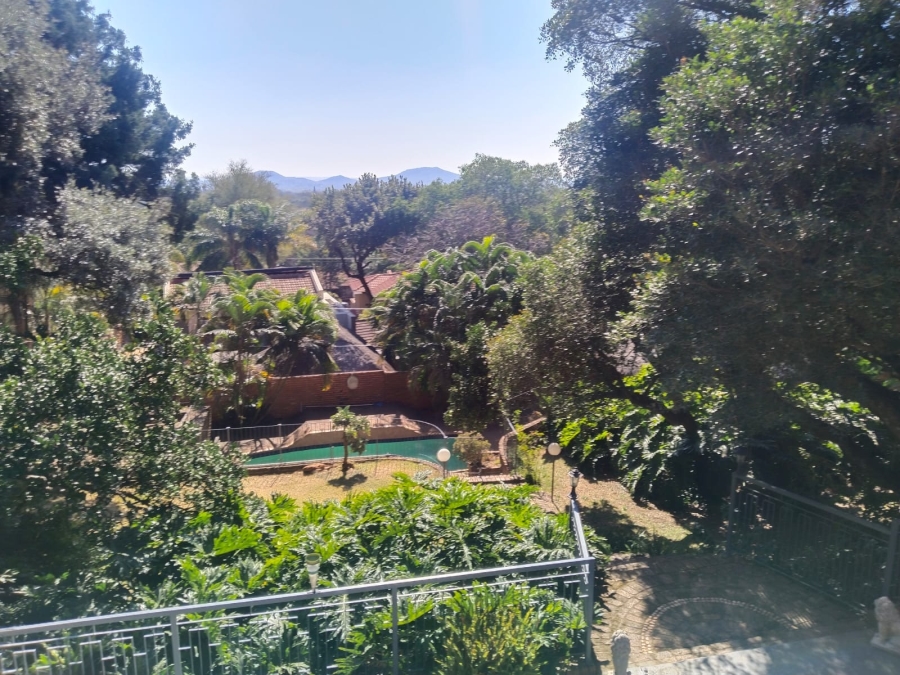 6 Bedroom Property for Sale in Florauna Gauteng