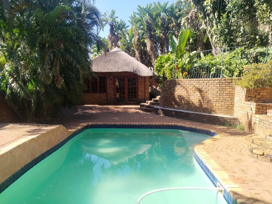 6 Bedroom Property for Sale in Florauna Gauteng