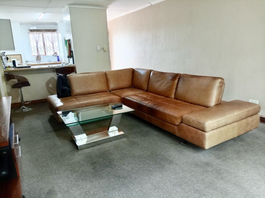 2 Bedroom Property for Sale in Sunninghill Gauteng