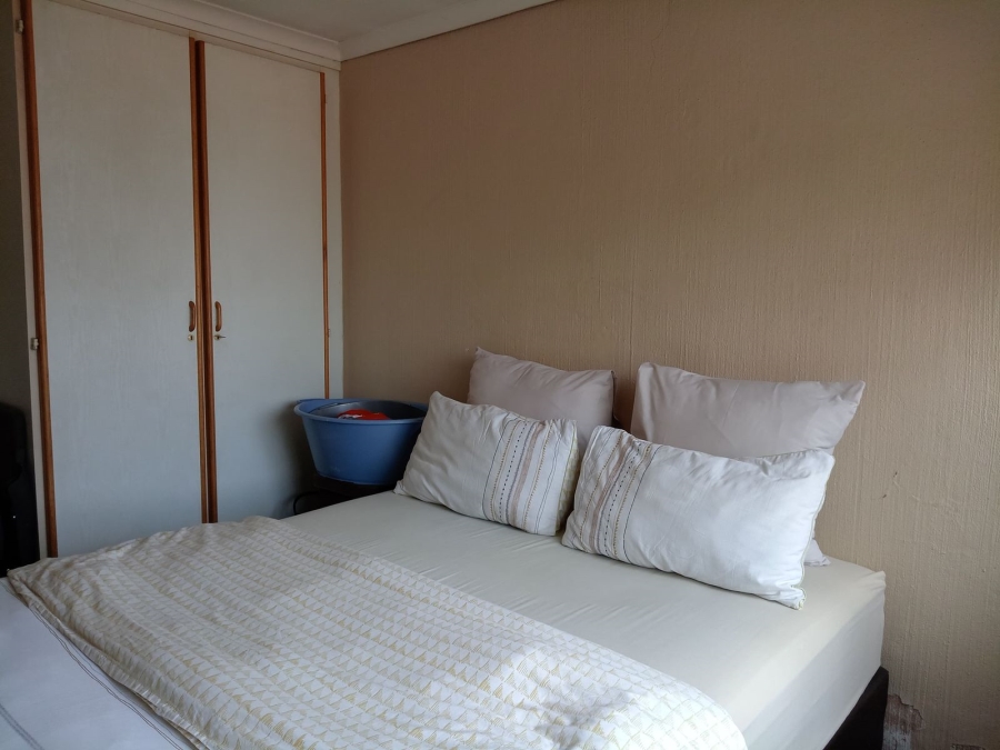 2 Bedroom Property for Sale in Sunninghill Gauteng