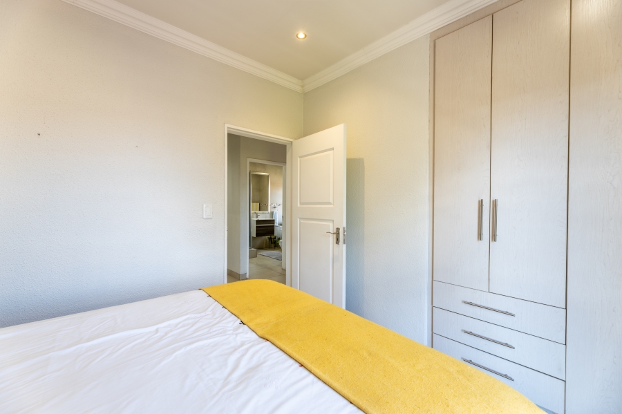 3 Bedroom Property for Sale in Douglasdale Gauteng