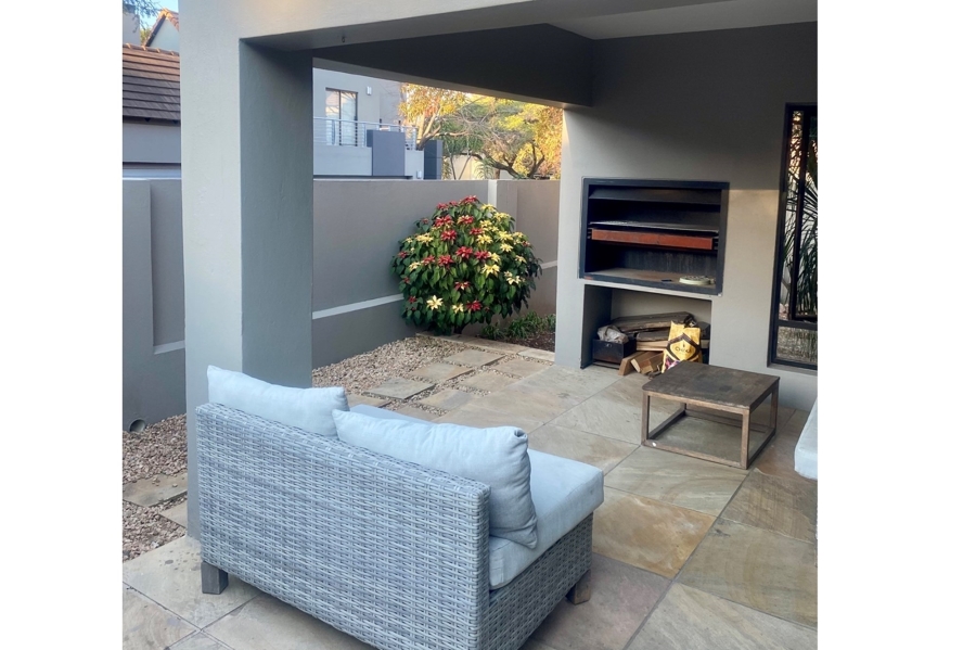 2 Bedroom Property for Sale in Fourways Gauteng