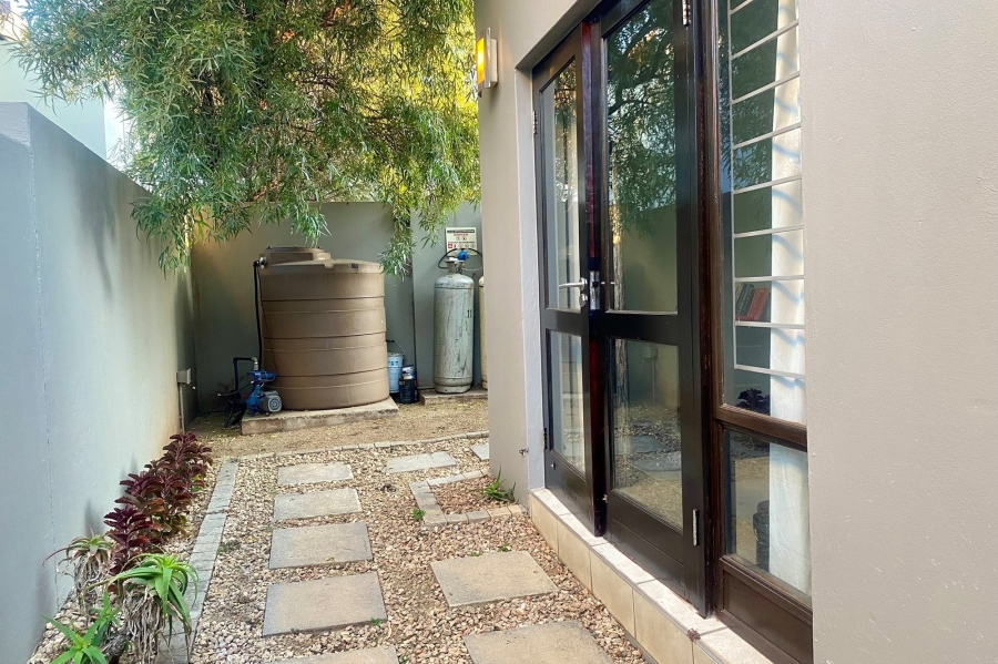 2 Bedroom Property for Sale in Fourways Gauteng