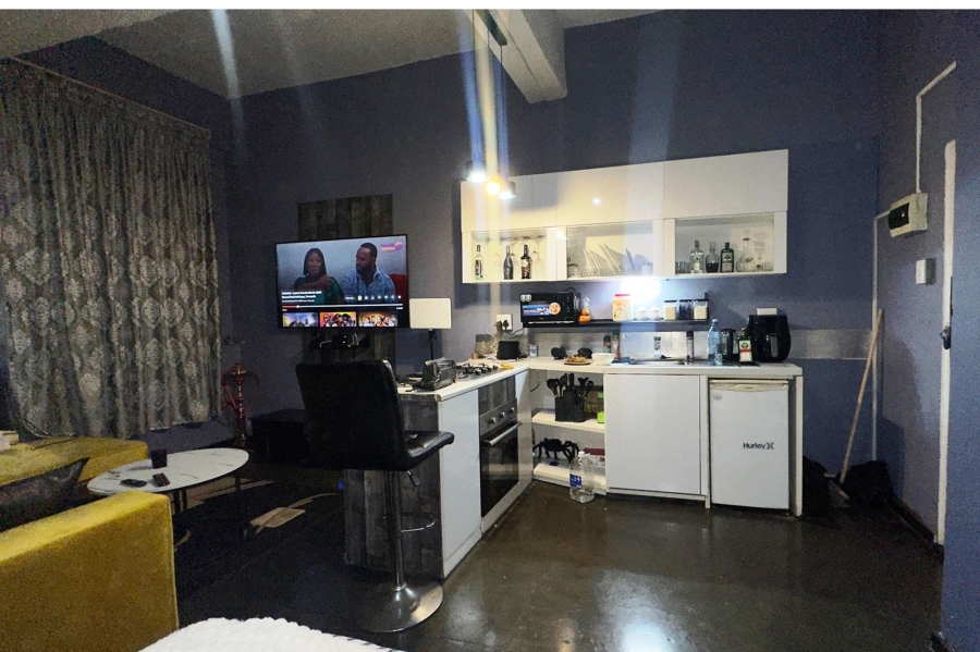 1 Bedroom Property for Sale in Maboneng Gauteng