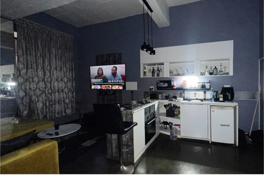 1 Bedroom Property for Sale in Maboneng Gauteng