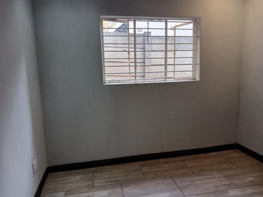 To Let 2 Bedroom Property for Rent in Bloubosrand Gauteng