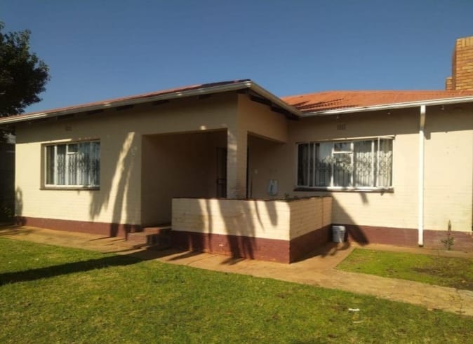 3 Bedroom Property for Sale in Westonaria Gauteng