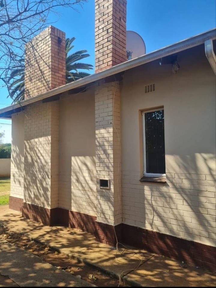 3 Bedroom Property for Sale in Westonaria Gauteng