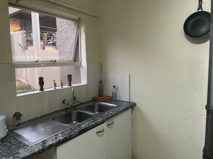 To Let 3 Bedroom Property for Rent in Breaunanda Gauteng