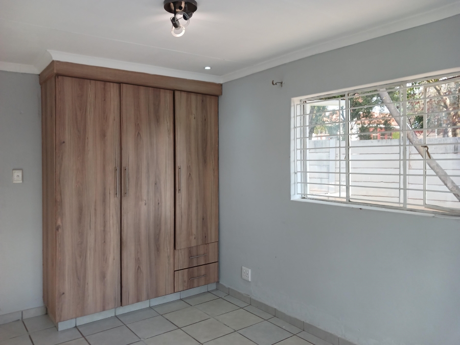 To Let 2 Bedroom Property for Rent in Bloubosrand Gauteng