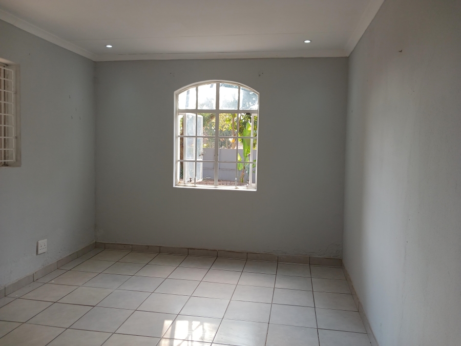 To Let 2 Bedroom Property for Rent in Bloubosrand Gauteng