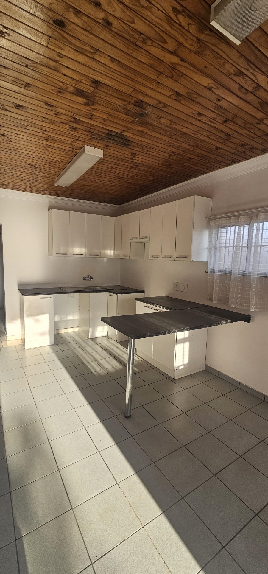 To Let 1 Bedroom Property for Rent in Erasmia Gauteng