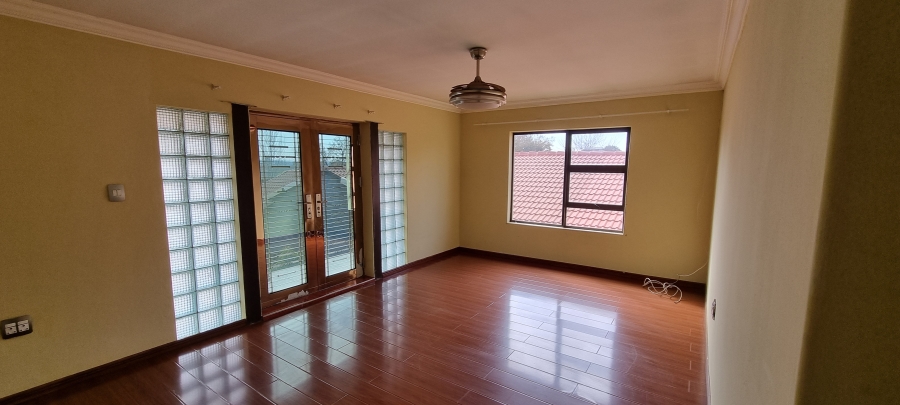To Let 3 Bedroom Property for Rent in Klippoortjie Gauteng