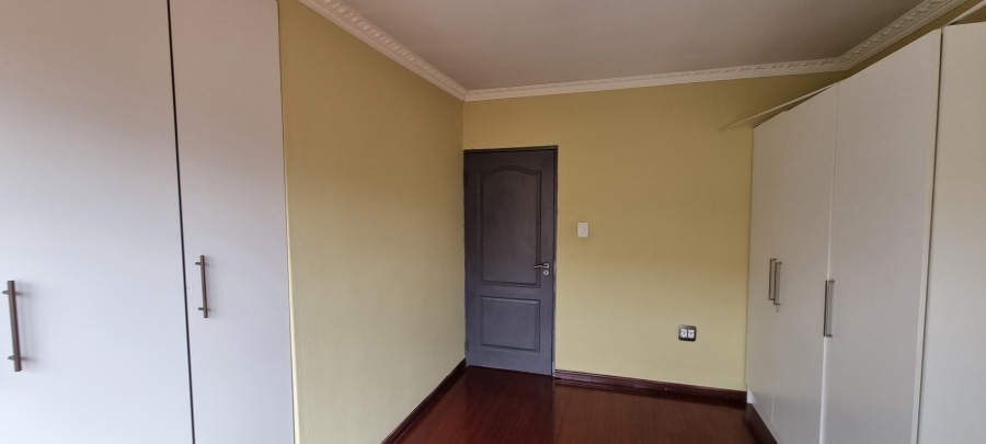 To Let 3 Bedroom Property for Rent in Klippoortjie Gauteng