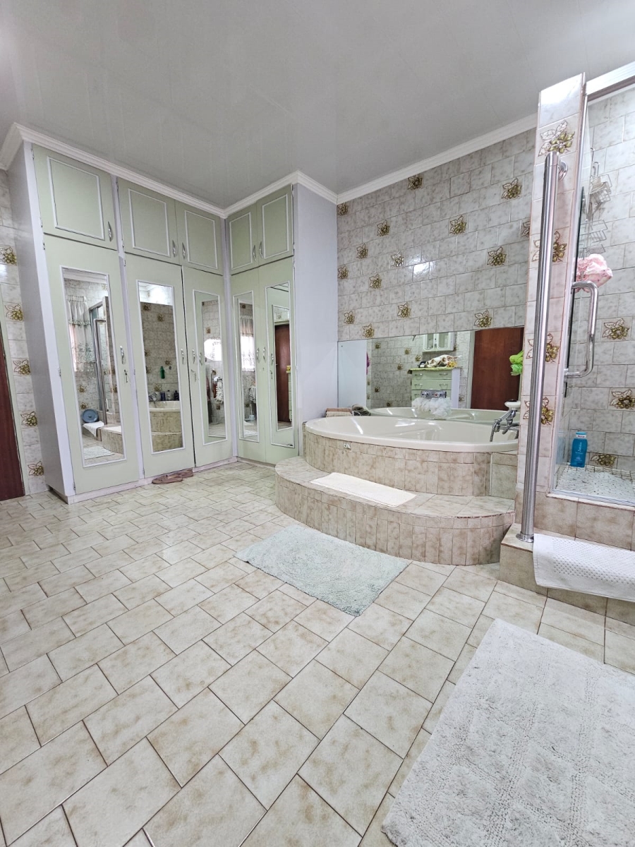 4 Bedroom Property for Sale in Primrose Gauteng