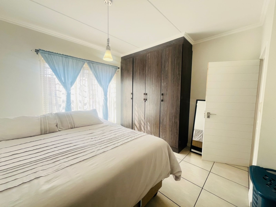 To Let 3 Bedroom Property for Rent in Olivedale Gauteng