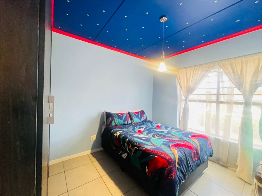 To Let 3 Bedroom Property for Rent in Olivedale Gauteng