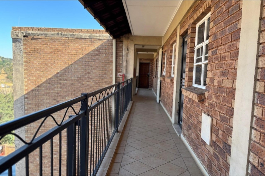 To Let 1 Bedroom Property for Rent in Karenpark Gauteng