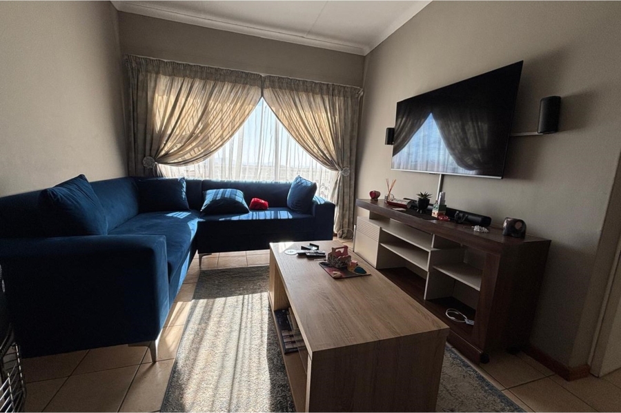 To Let 1 Bedroom Property for Rent in Karenpark Gauteng