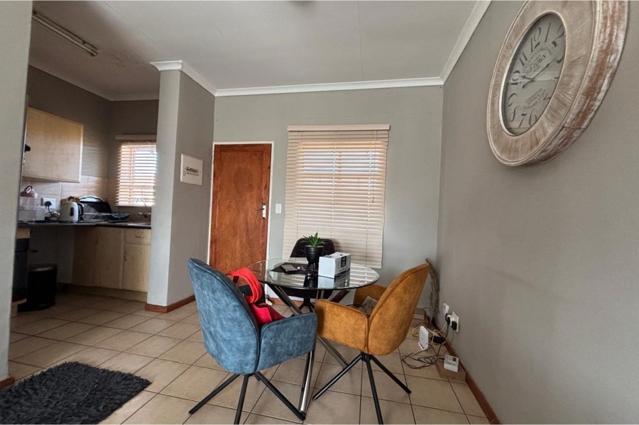 To Let 1 Bedroom Property for Rent in Karenpark Gauteng