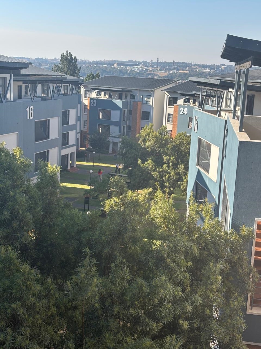 3 Bedroom Property for Sale in Greenstone Gate Gauteng