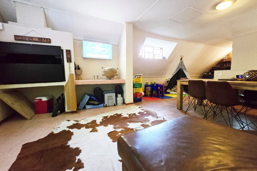 3 Bedroom Property for Sale in Equestria Gauteng
