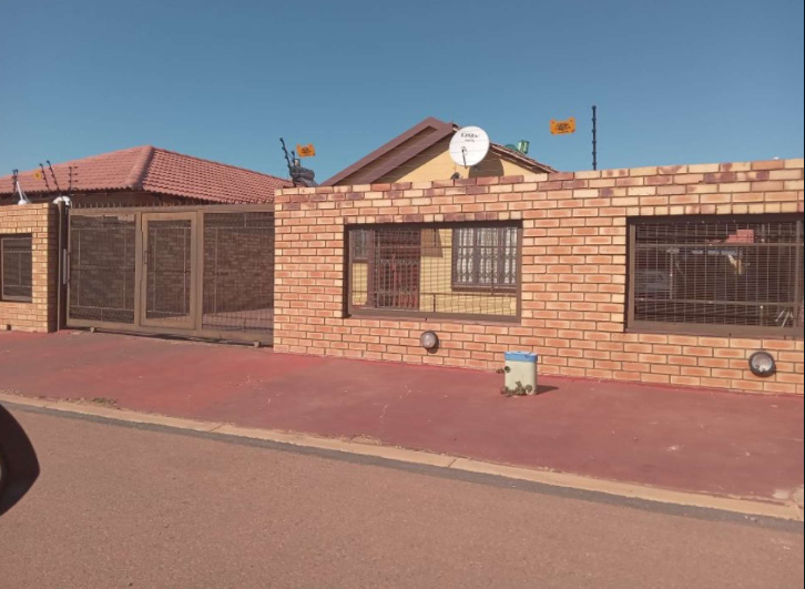 3 Bedroom Property for Sale in Soshanguve VV Gauteng