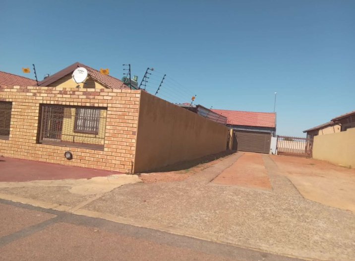3 Bedroom Property for Sale in Soshanguve VV Gauteng