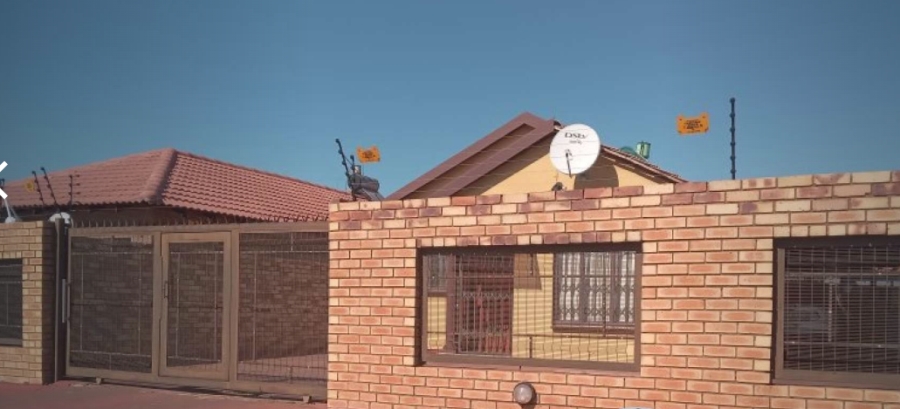 3 Bedroom Property for Sale in Soshanguve VV Gauteng