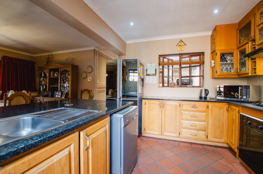 3 Bedroom Property for Sale in Clubview Gauteng