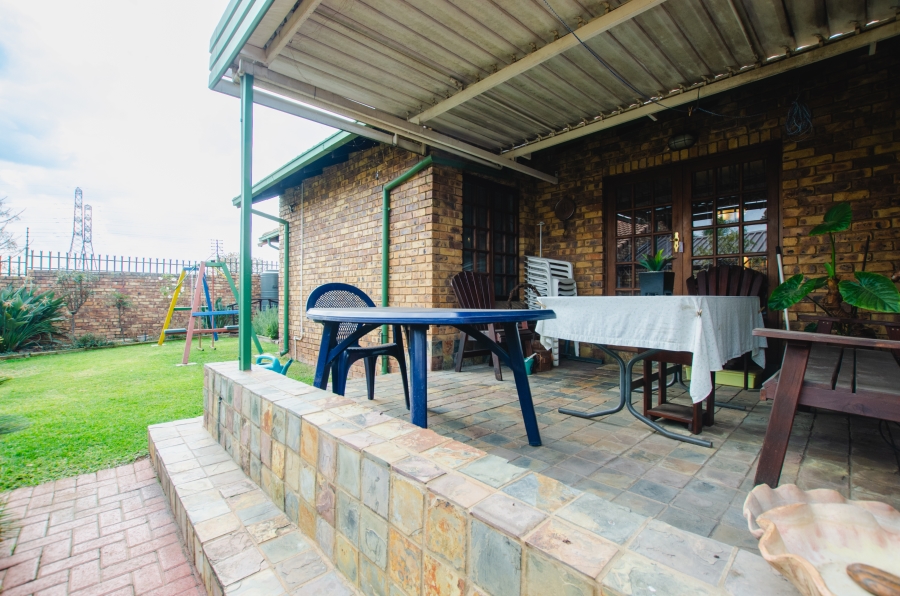 3 Bedroom Property for Sale in Clubview Gauteng