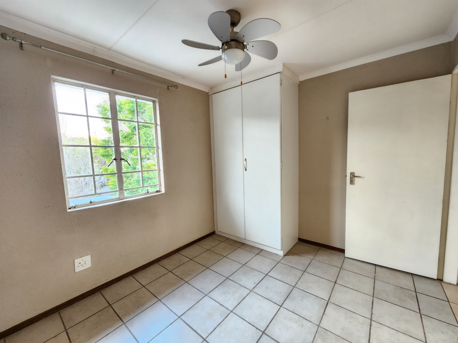 To Let 2 Bedroom Property for Rent in Groenkloof Gauteng
