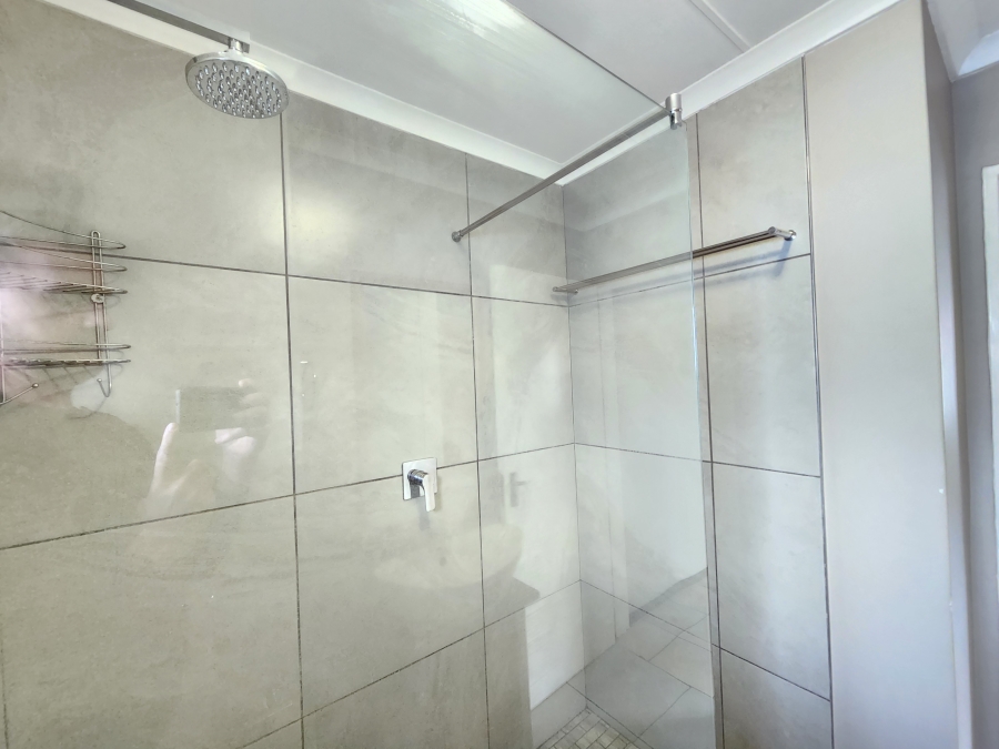 To Let 2 Bedroom Property for Rent in Groenkloof Gauteng