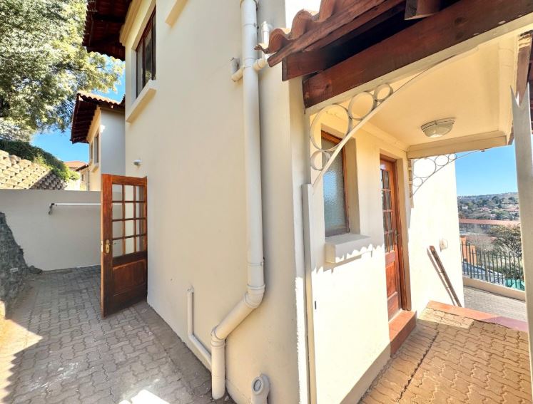 2 Bedroom Property for Sale in Winchester Hills Gauteng