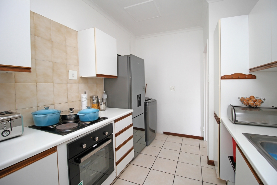 2 Bedroom Property for Sale in Corlett Gardens Gauteng