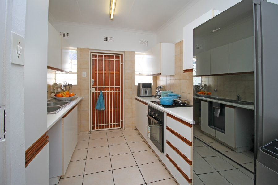 2 Bedroom Property for Sale in Corlett Gardens Gauteng