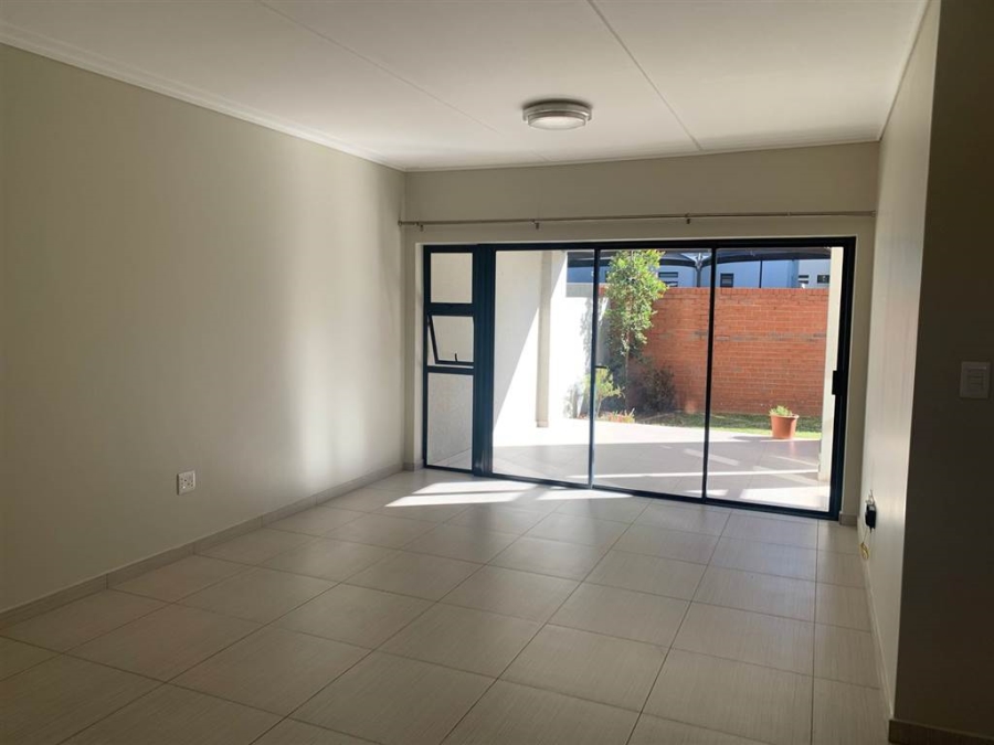 To Let 4 Bedroom Property for Rent in Kyalami Ah Gauteng
