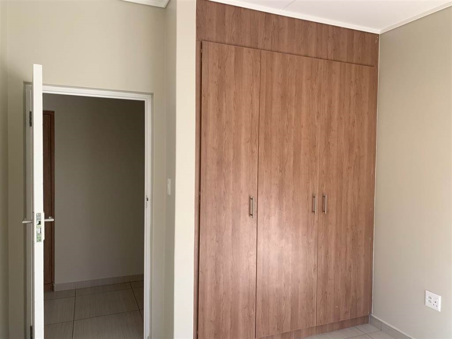 To Let 4 Bedroom Property for Rent in Kyalami Ah Gauteng
