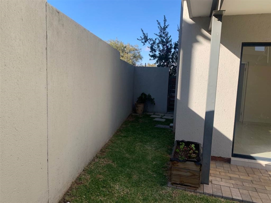 To Let 4 Bedroom Property for Rent in Kyalami Ah Gauteng