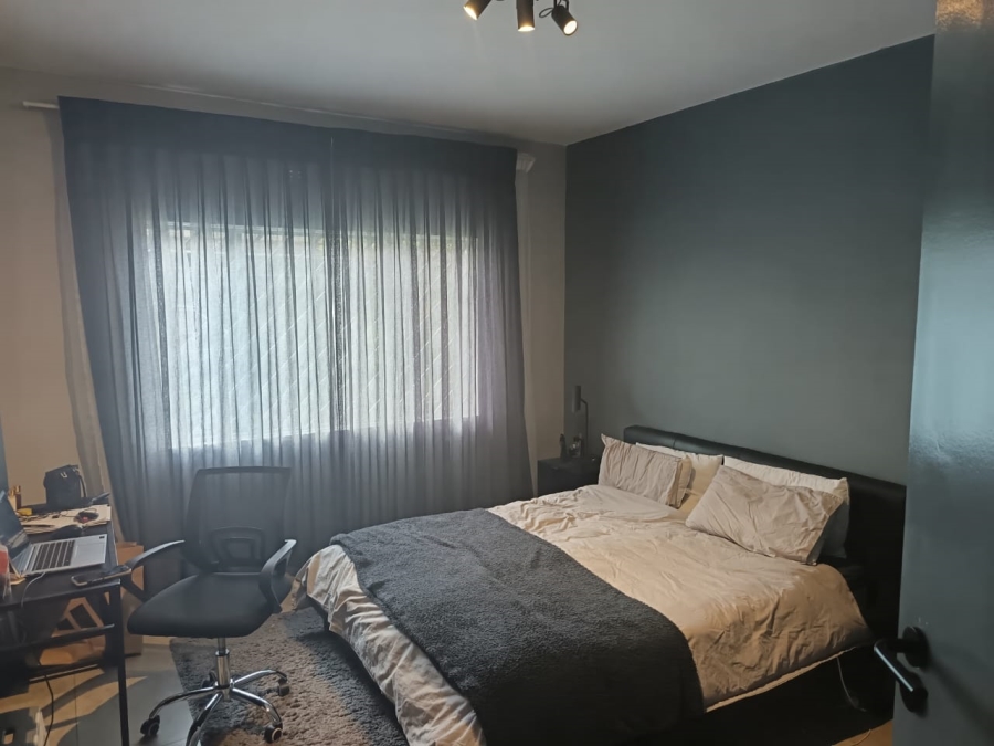 To Let 2 Bedroom Property for Rent in Linden Gauteng