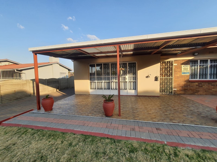 3 Bedroom Property for Sale in Vanderbijlpark SE 1 Gauteng