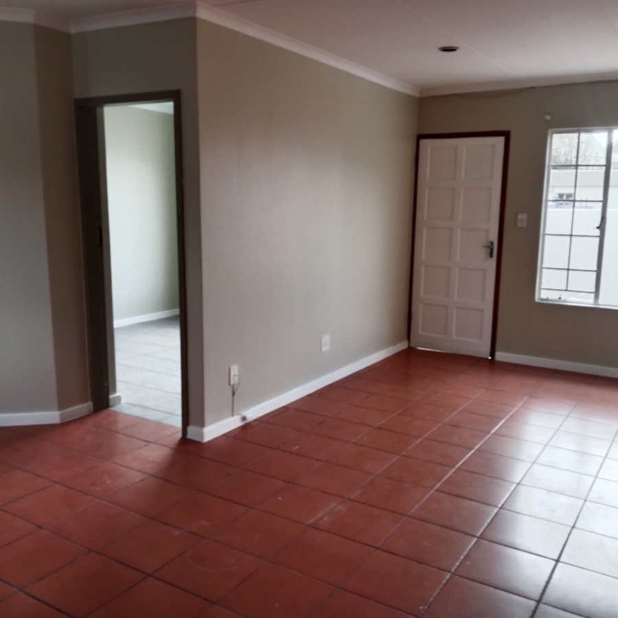 To Let 1 Bedroom Property for Rent in Noordwyk Gauteng