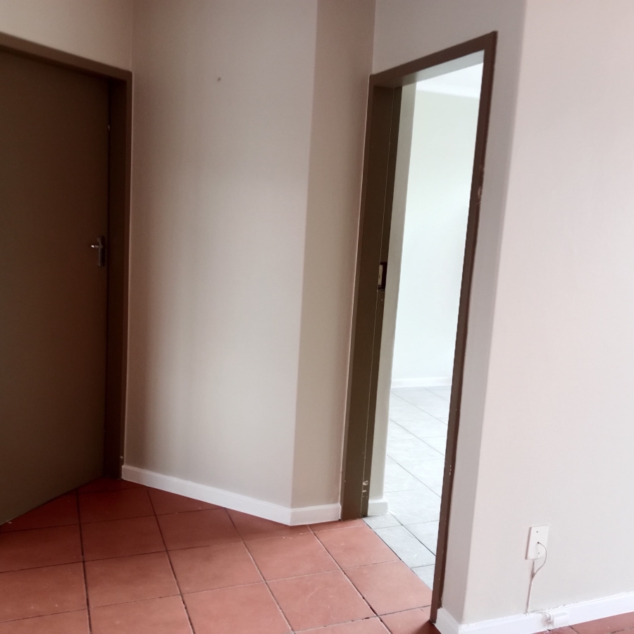 To Let 1 Bedroom Property for Rent in Noordwyk Gauteng