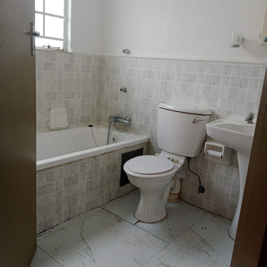 To Let 1 Bedroom Property for Rent in Noordwyk Gauteng