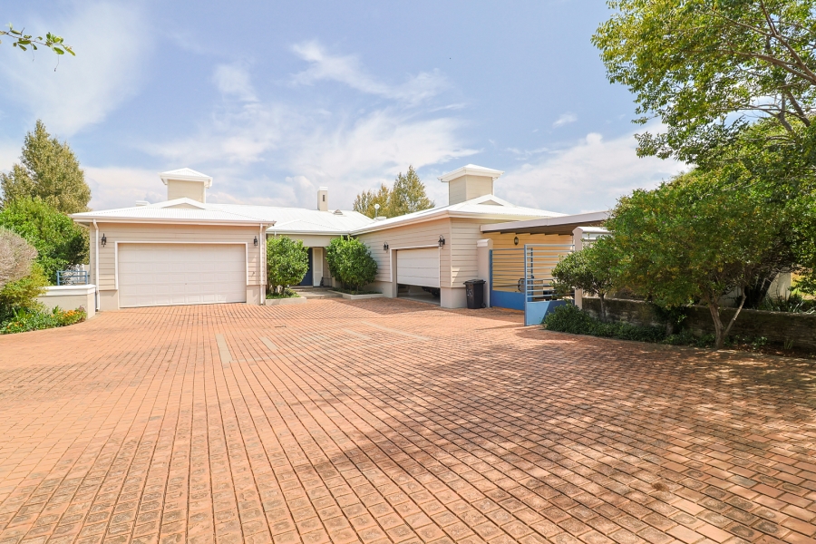 4 Bedroom Property for Sale in Vaal Marina Gauteng